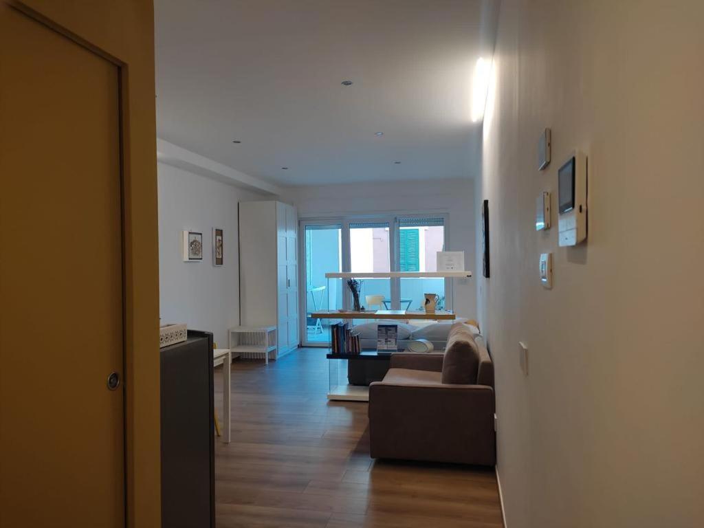 Domus13-With Private Parking Apartment Bari Exterior photo