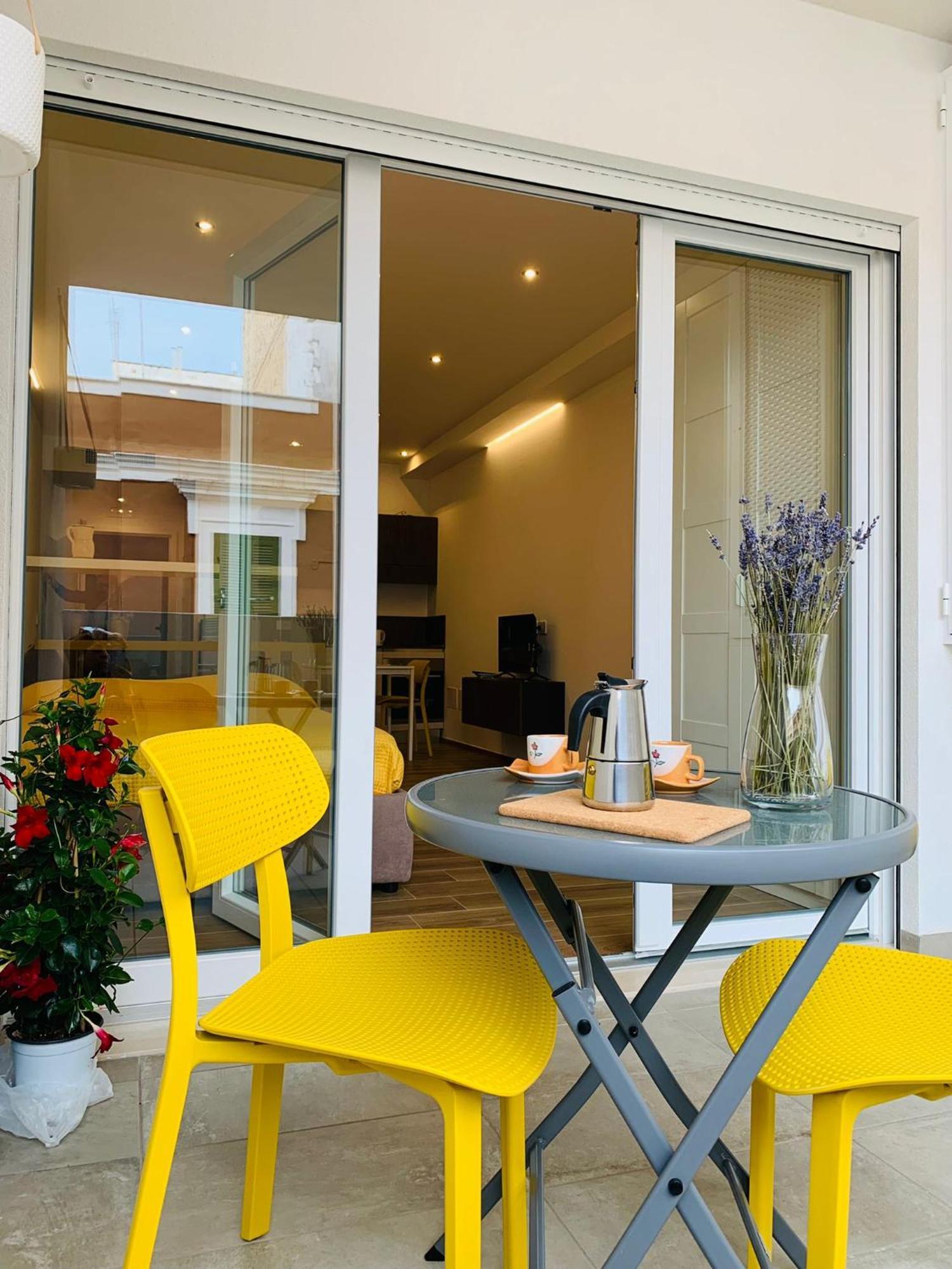 Domus13-With Private Parking Apartment Bari Exterior photo